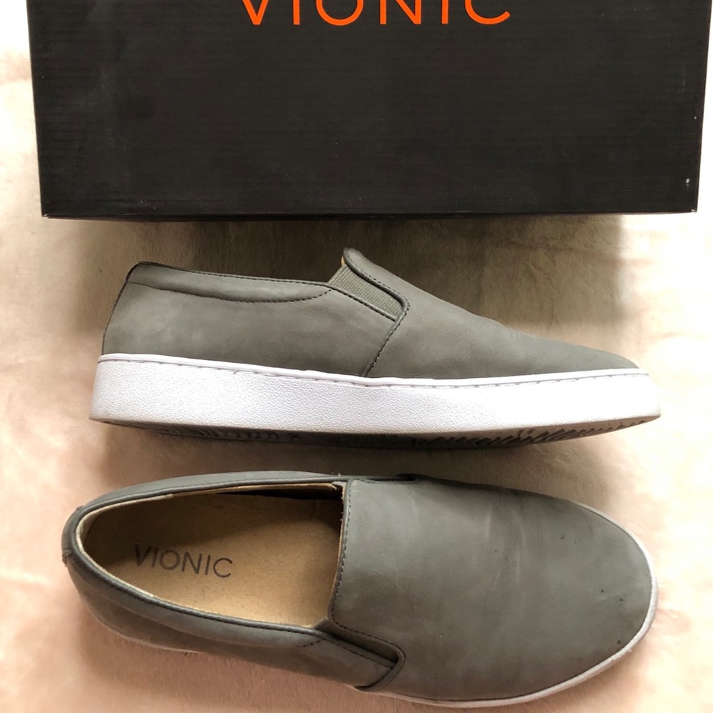 Vionic Slip Ons!